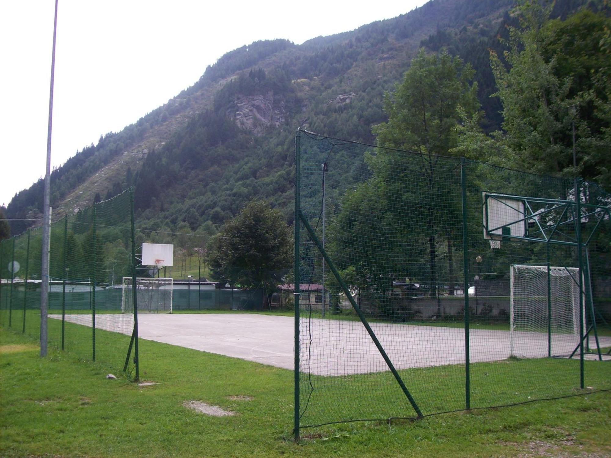 Campodolcino Camping Екстер'єр фото