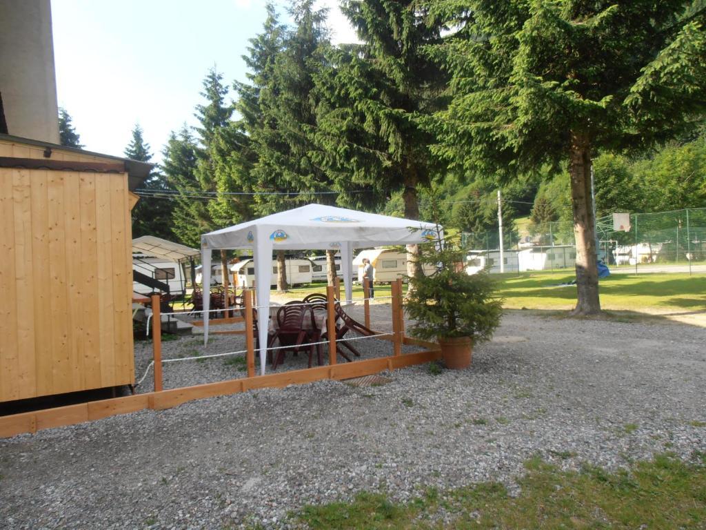 Campodolcino Camping Екстер'єр фото